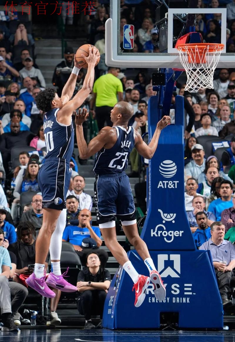 独行侠剩3分半领先8分，随后被爵士打出11-0还剩50秒反超3分